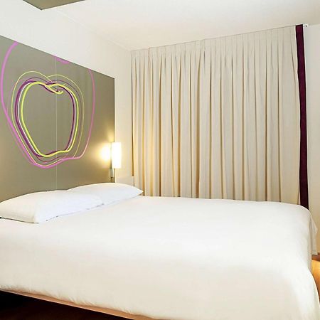 Hotel Ibis Styles Lleida Torrefarrera 외부 사진