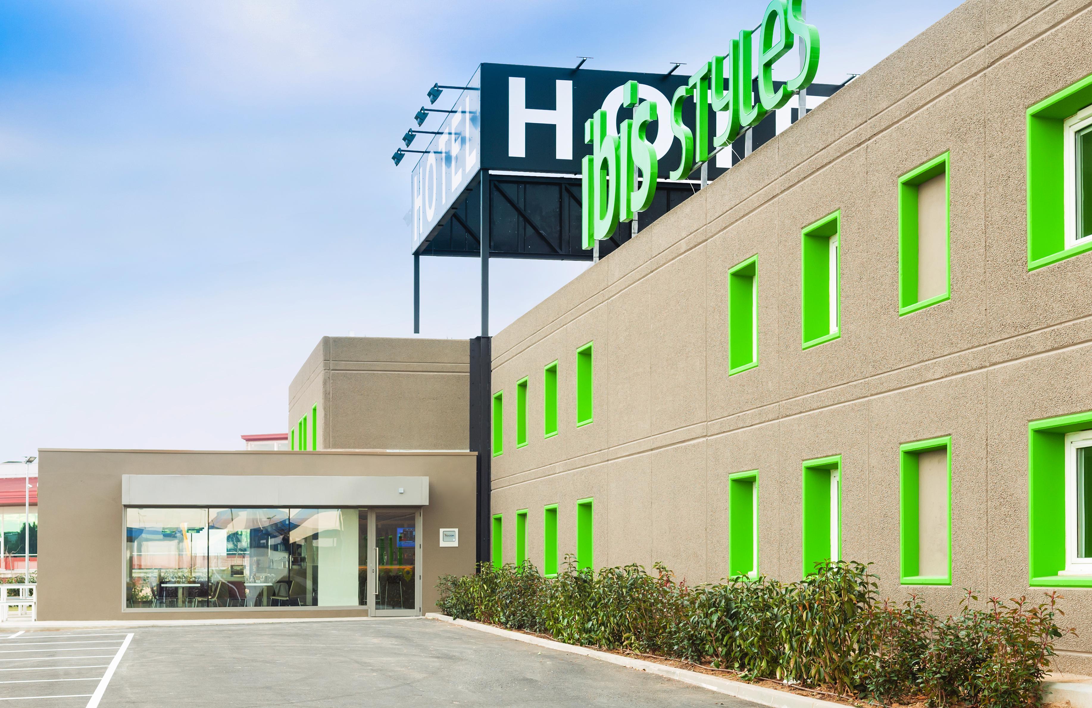 Hotel Ibis Styles Lleida Torrefarrera 외부 사진