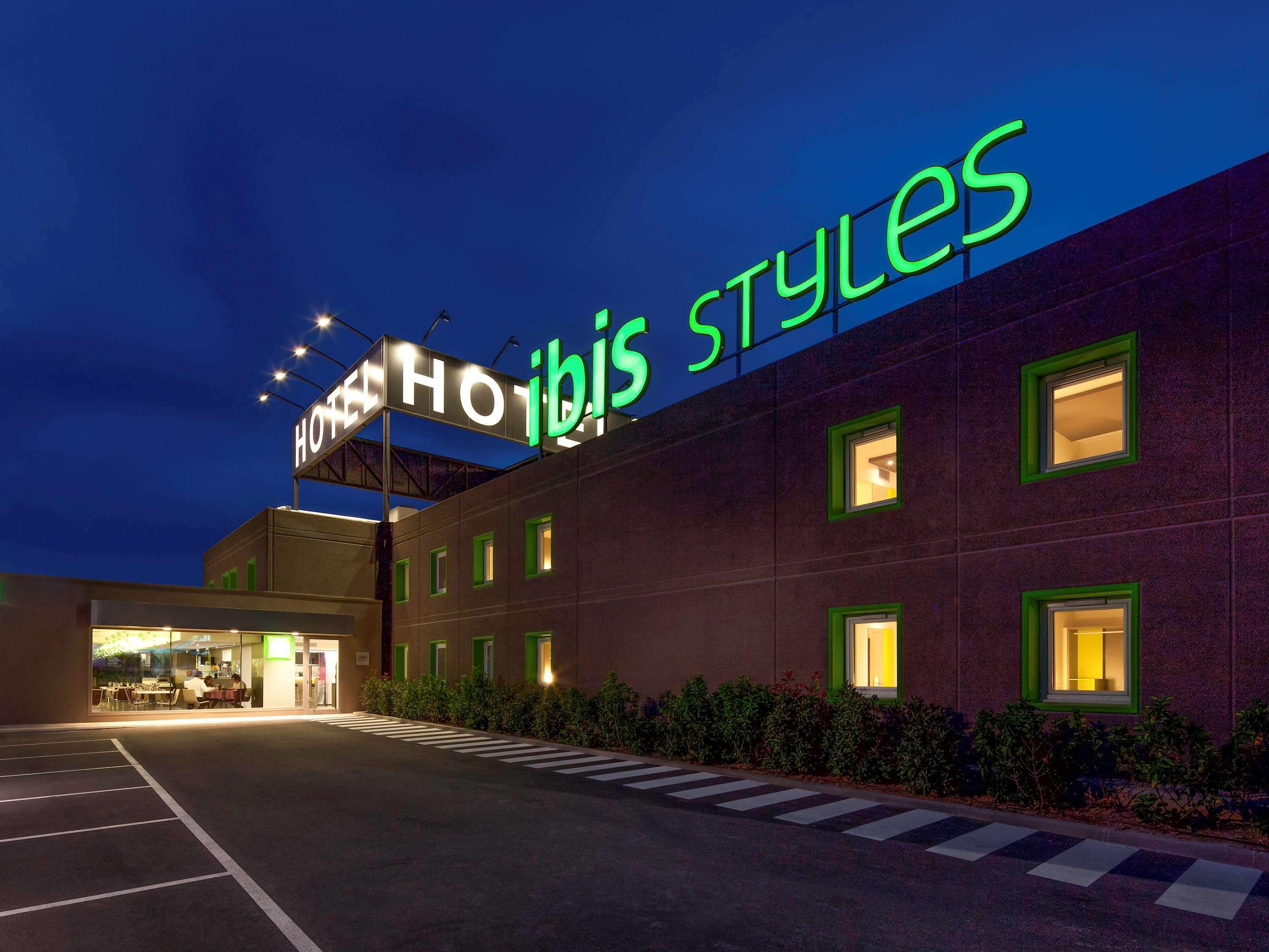 Hotel Ibis Styles Lleida Torrefarrera 외부 사진