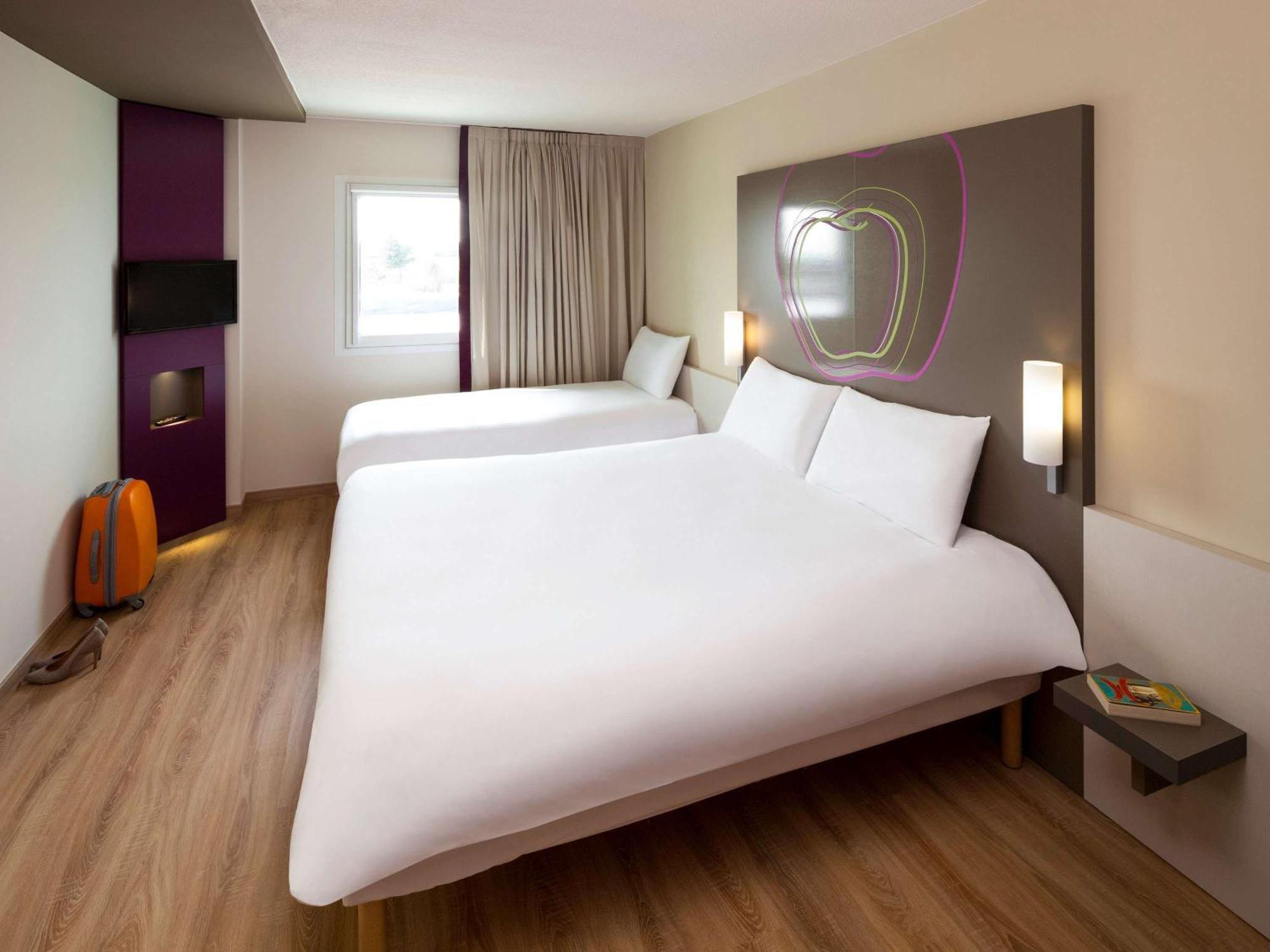 Hotel Ibis Styles Lleida Torrefarrera 외부 사진